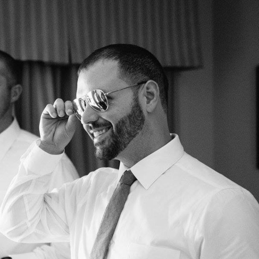 Meet your Posher, Lee